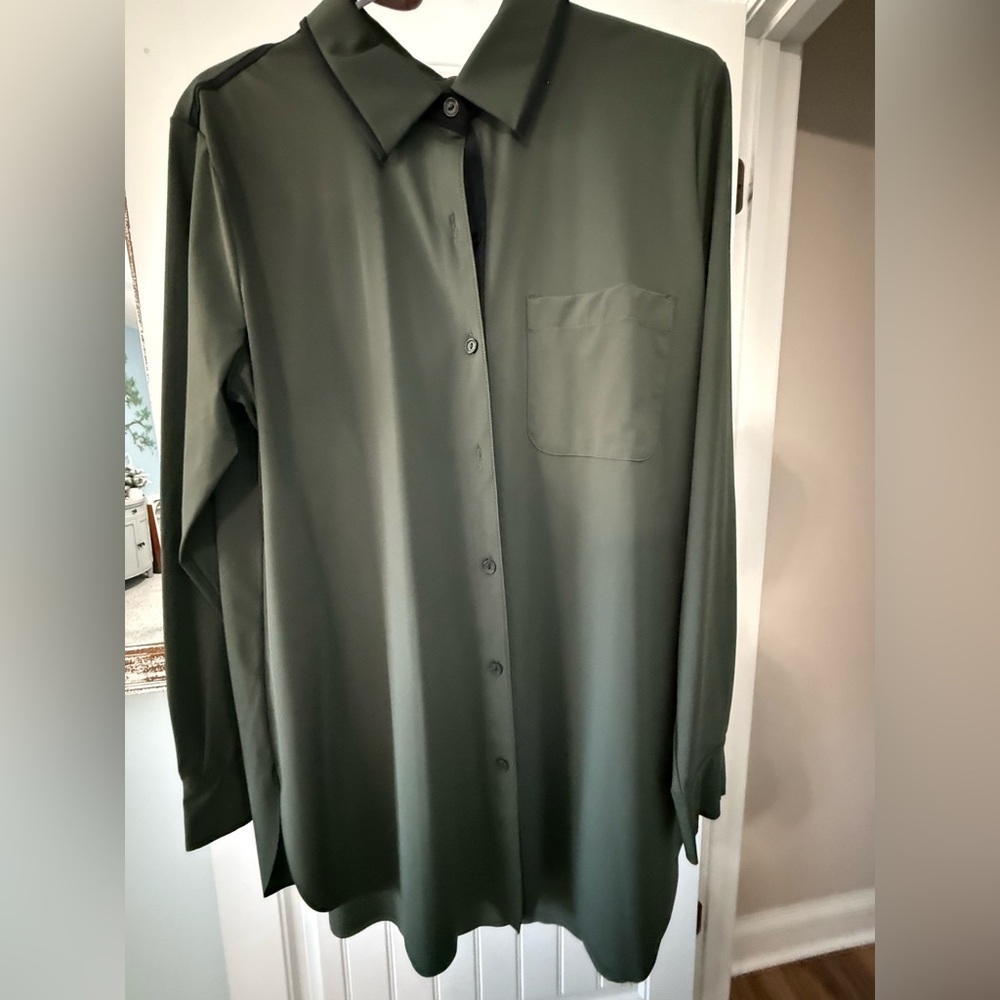 Women’s Lysse’ Green Blouse